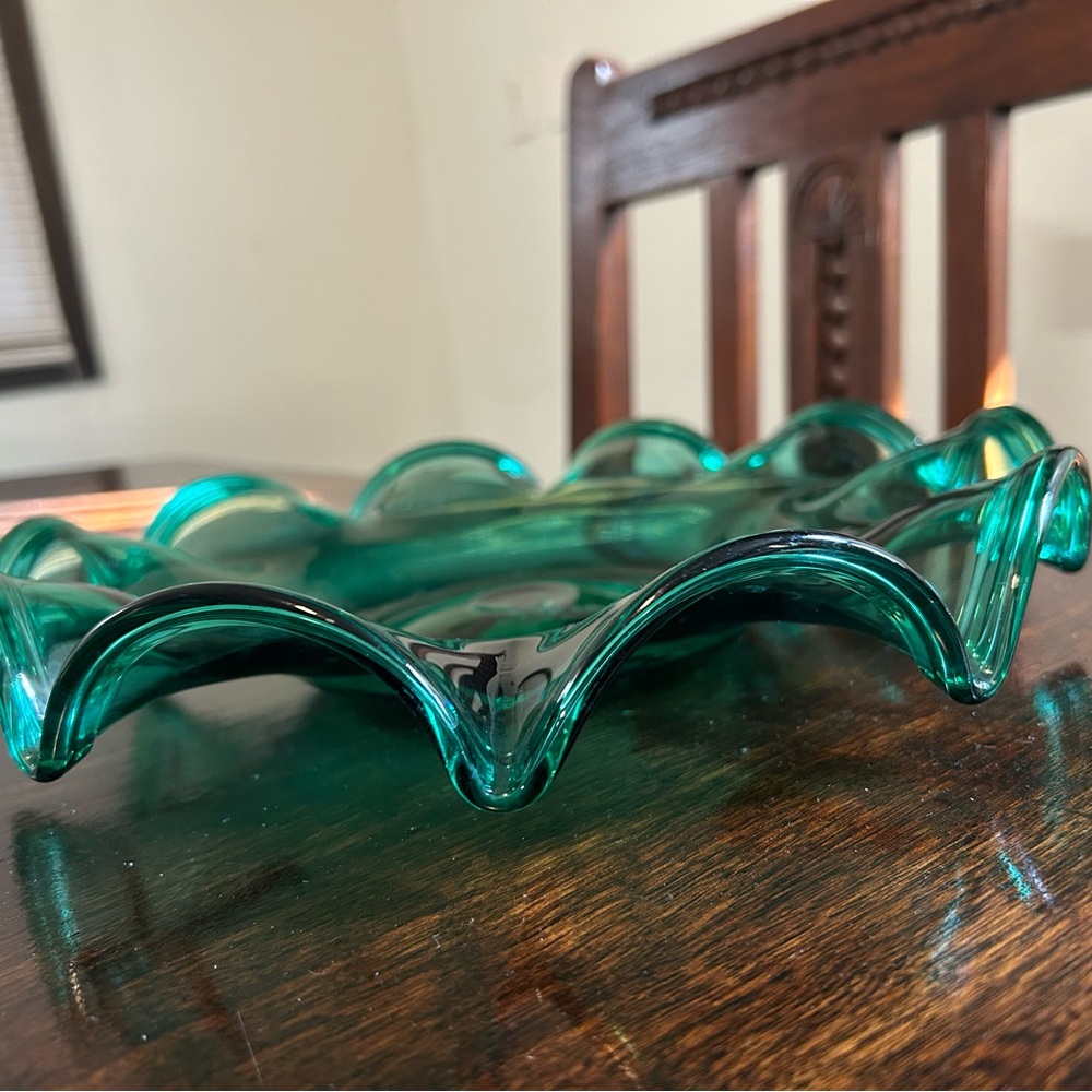 Scalloped Teal Glass Bowl - Picture 4 of 5